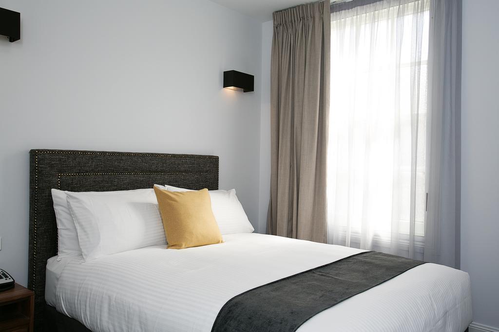 The Lucky Hotel نيو كاسل الغرفة الصورة