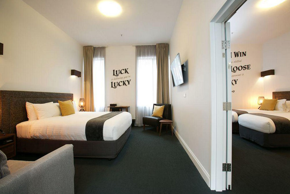 The Lucky Hotel نيو كاسل المظهر الخارجي الصورة