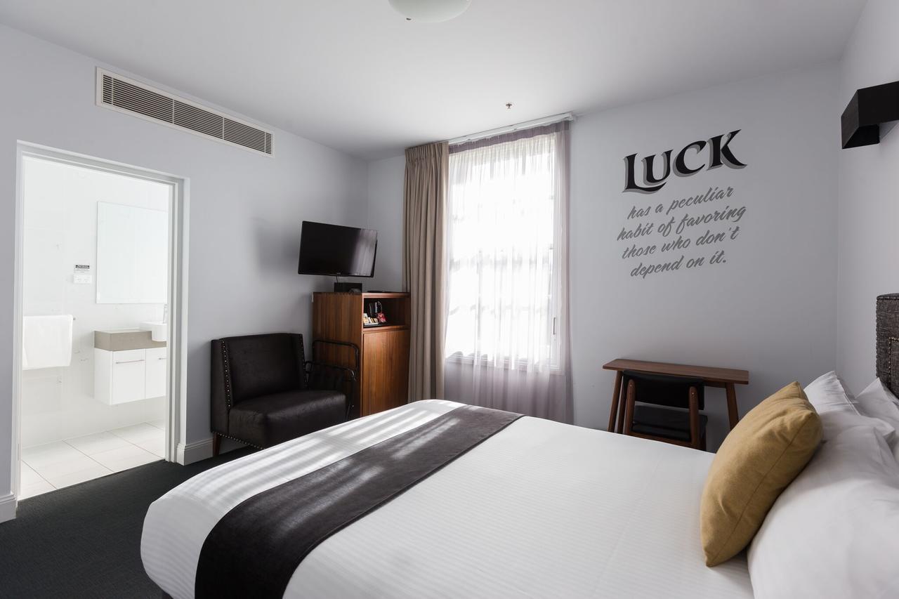 The Lucky Hotel نيو كاسل المظهر الخارجي الصورة