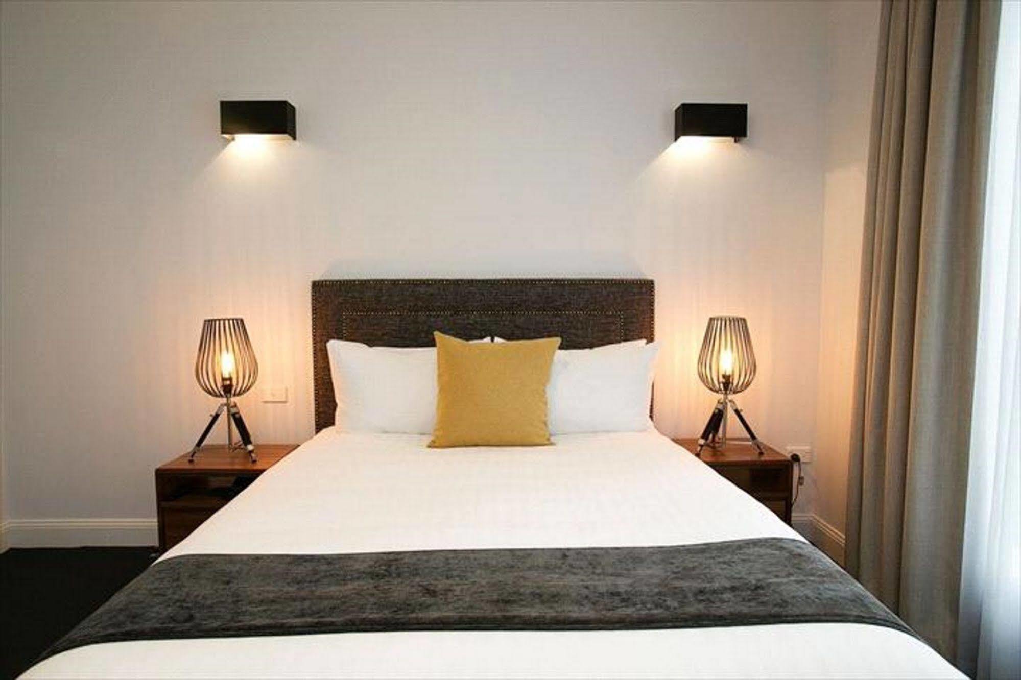 The Lucky Hotel نيو كاسل المظهر الخارجي الصورة